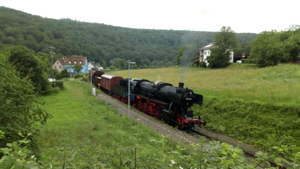 GräfendorfReitstation Rossmuehle公寓 外观 照片